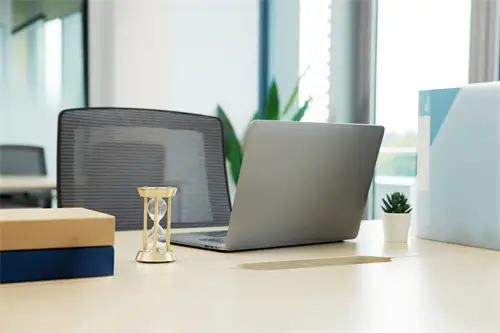 哪里旅游有小河边露营